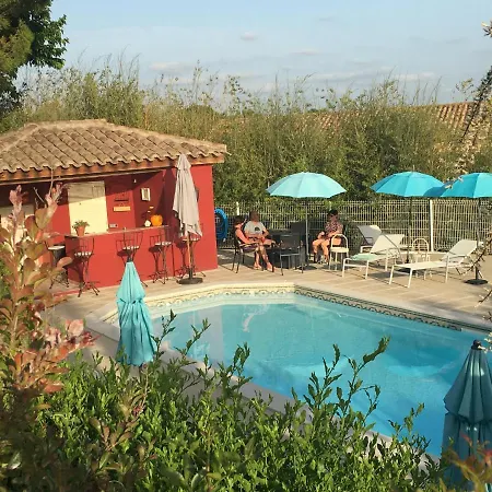 Cor Causy Mimosa Apartment *